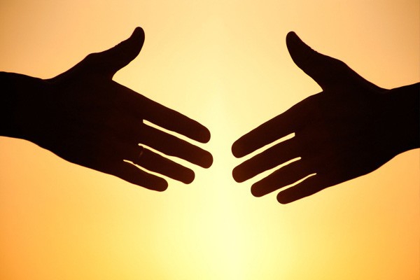 公司積極參與精準扶貧活動，捐款10萬元